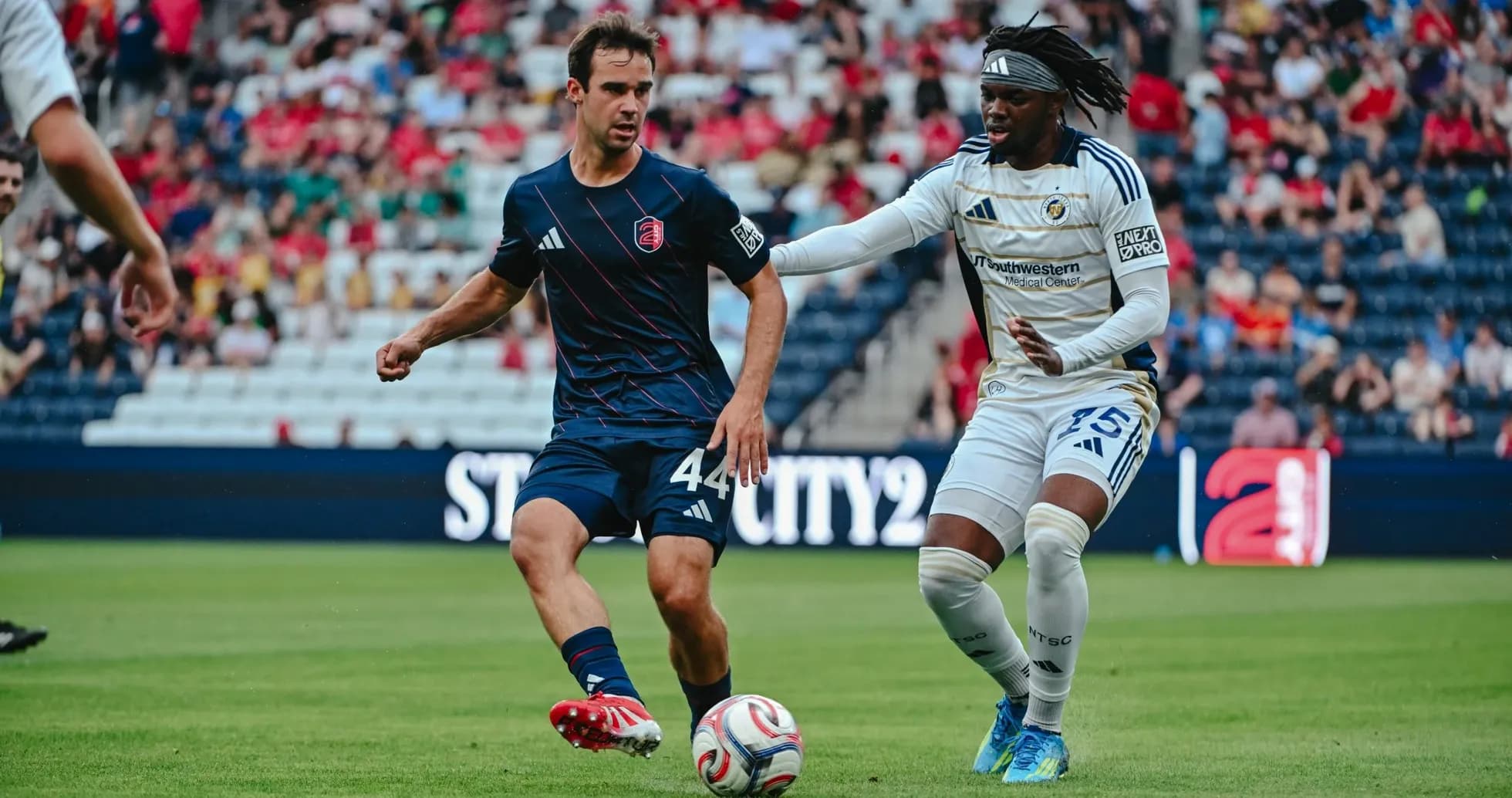 Jugador de North Texas contra St. Louis City II