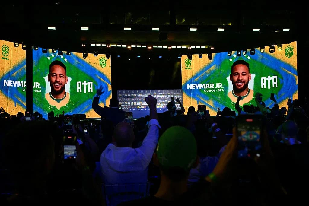 Presentación de Neymar Jr. en evento con público