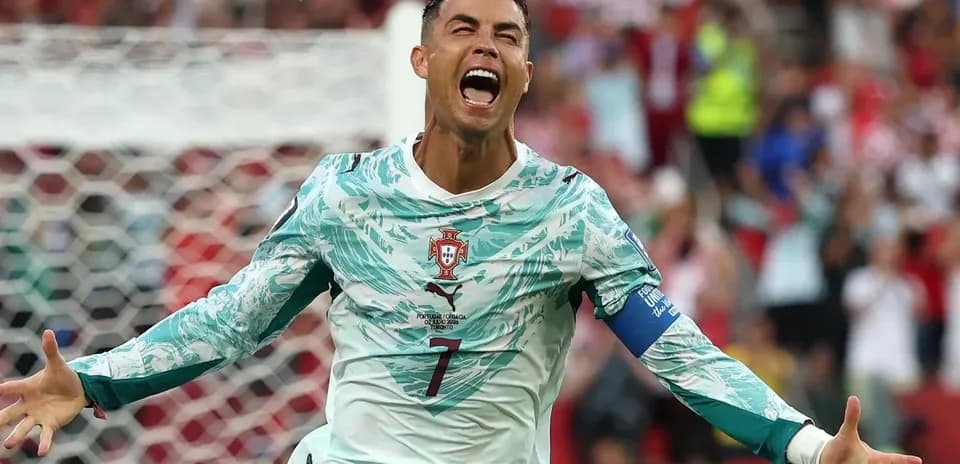 Cristiano Ronaldo celebrando un gol en partido