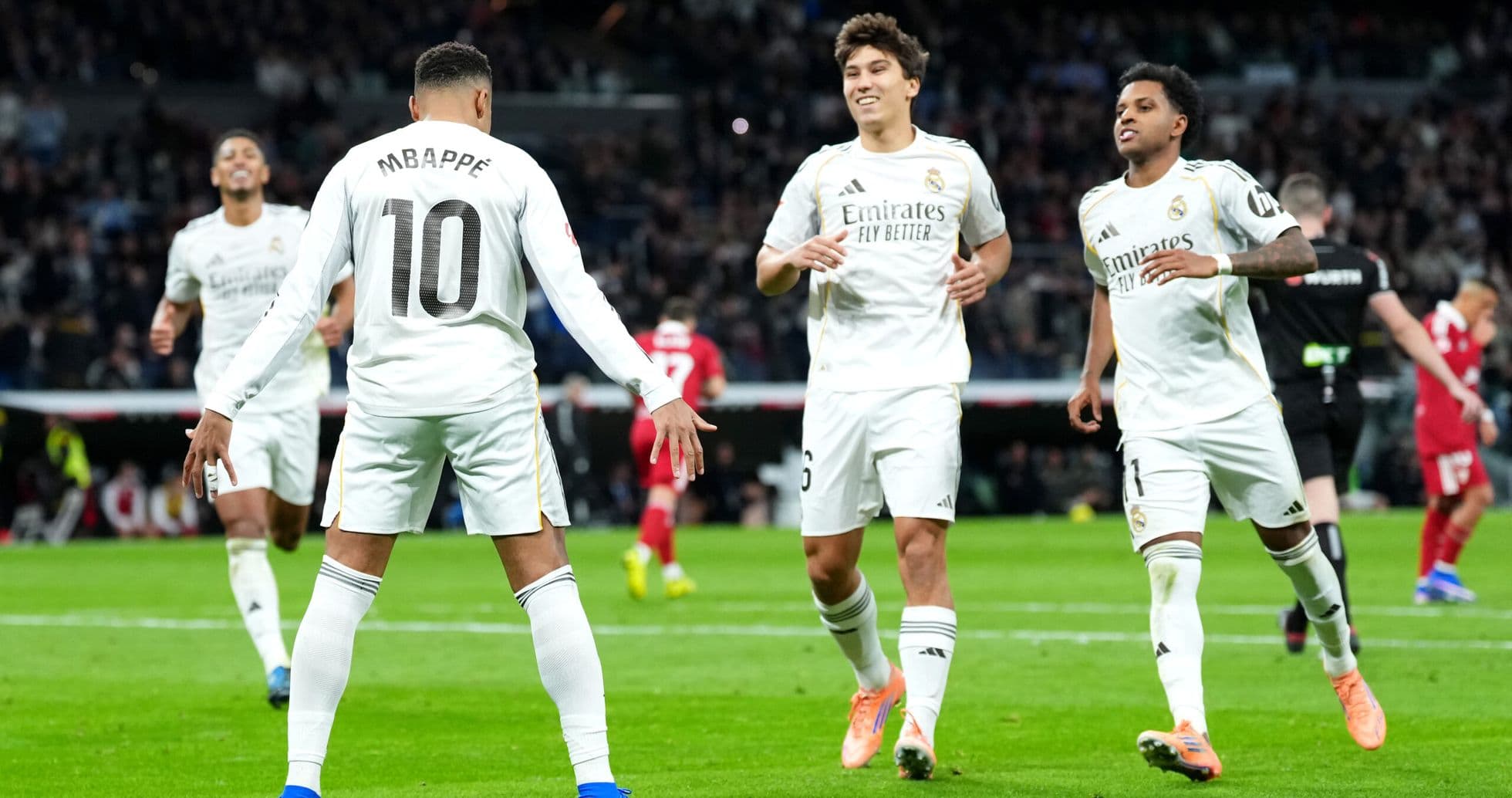 Jugadores del Real Madrid celebrando un gol