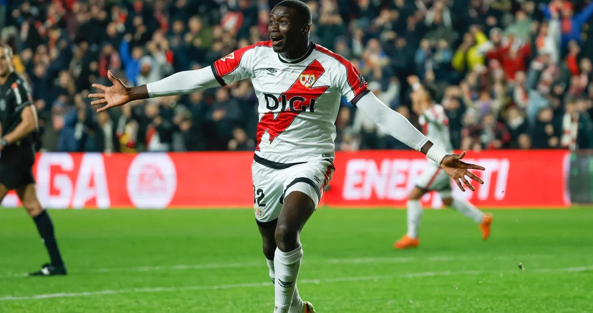 Jugador de Rayo Vallecano celebrando un gol