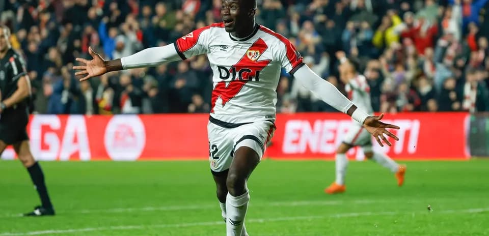 Jugador de Rayo Vallecano celebrando un gol