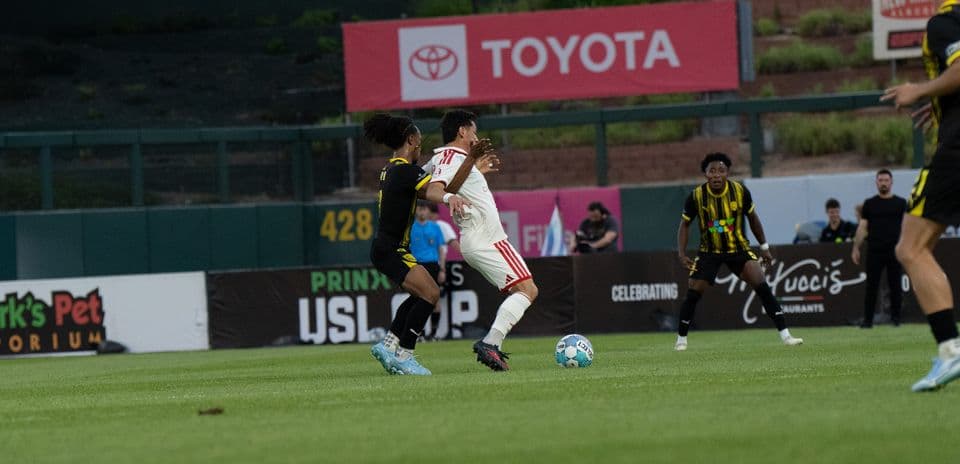 Un jugador de Phoenix Rising en acción