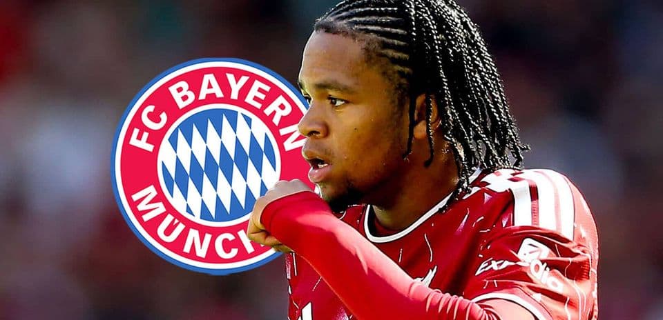 Jugador de Bayern Múnich con camiseta roja