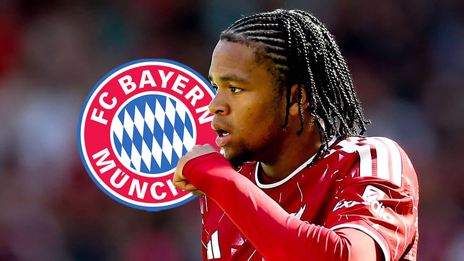 Jugador de Bayern Múnich con camiseta roja