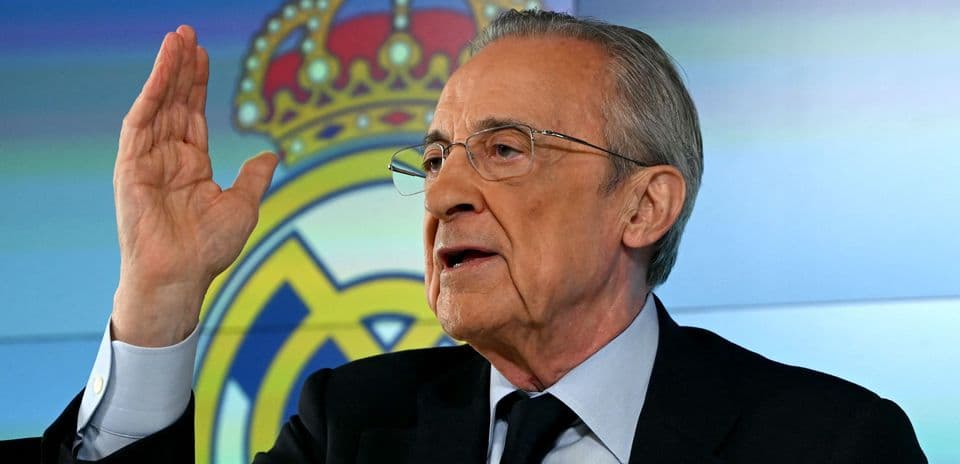Presidente del Real Madrid hablando en conferencia
