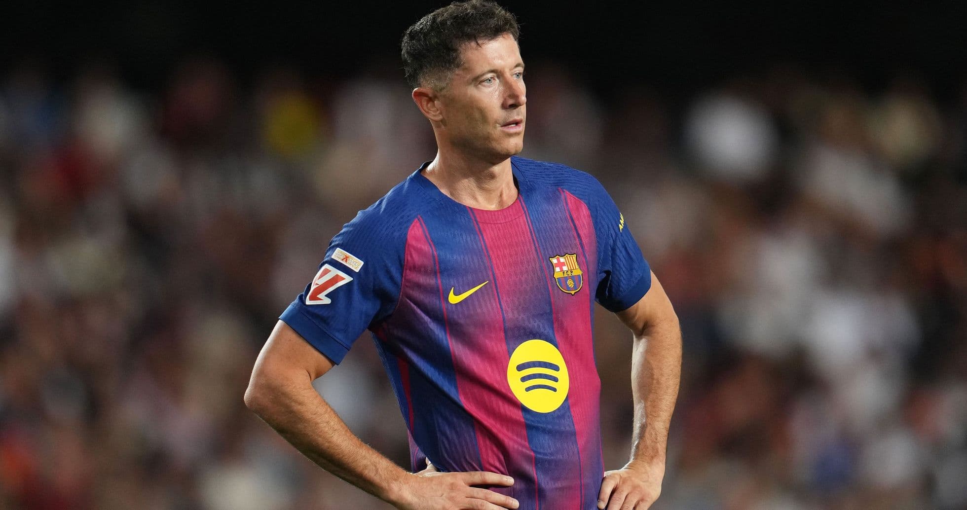 Jugador de Barça en el campo durante un partido