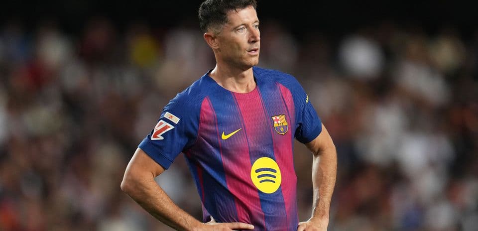 Jugador de Barça en el campo durante un partido