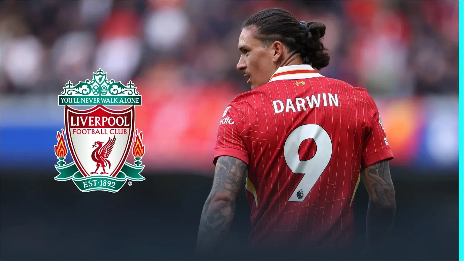 Jugador de Liverpool con camiseta roja y número 9