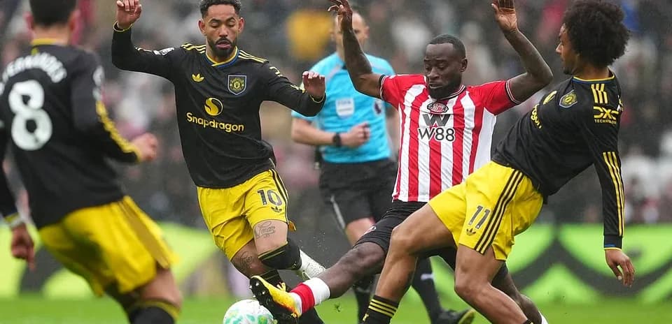 Jugadores de Sunderland y Manchester United en acción