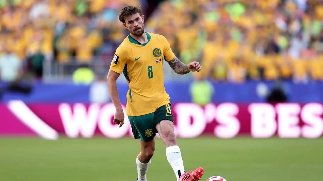 Jugador australiano en partido de fútbol