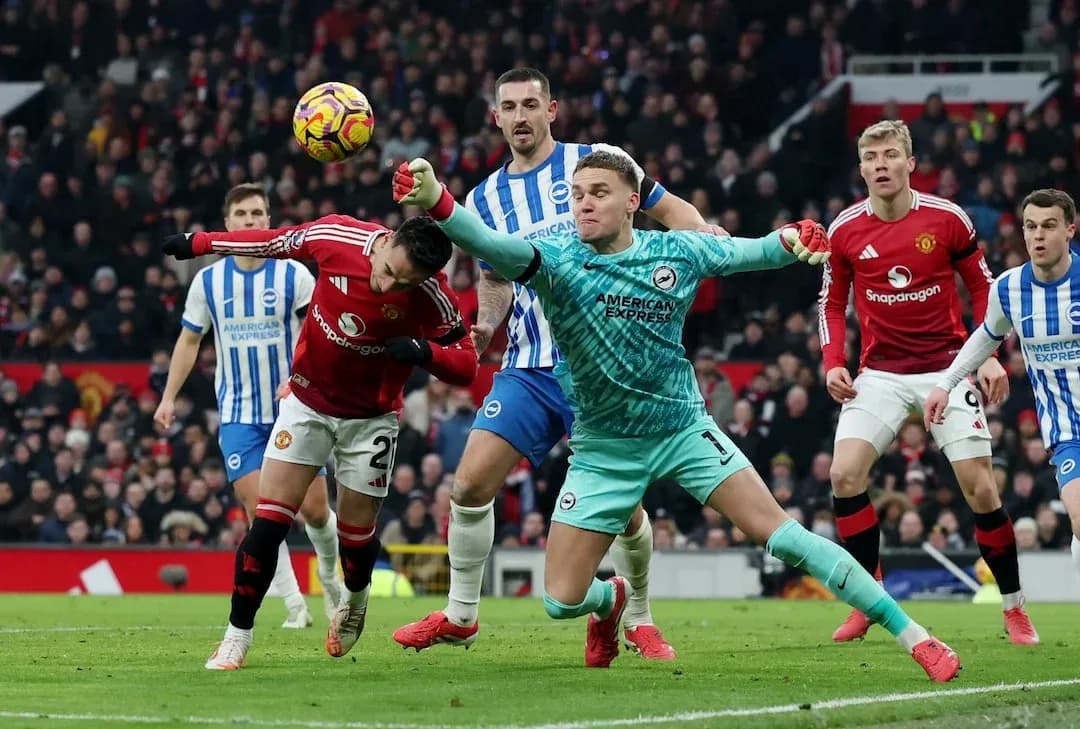 Acción en el partido Brighton vs Manchester United