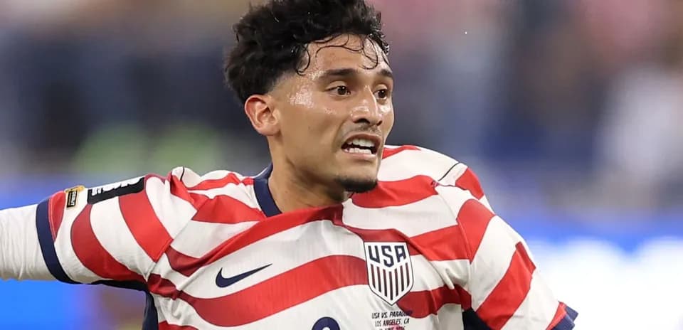 Jugador de Estados Unidos en acción durante un partido