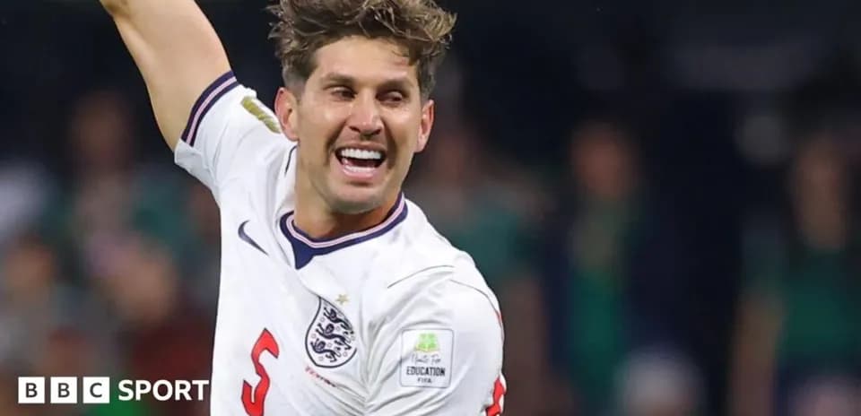 Jugador de Inglaterra celebrando un gol en partido