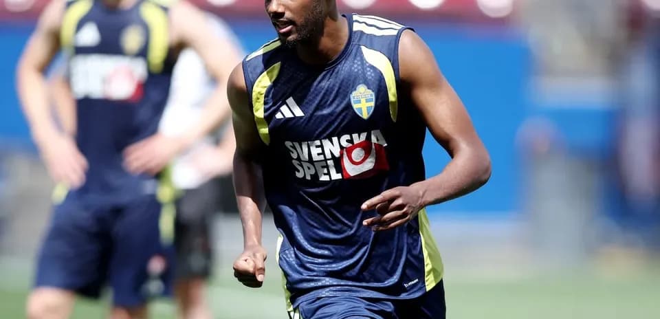 Jugador sueco entrenando para la Copa Mundial