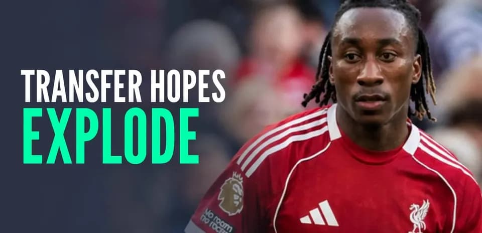 Jugador de Liverpool en acción durante un partido