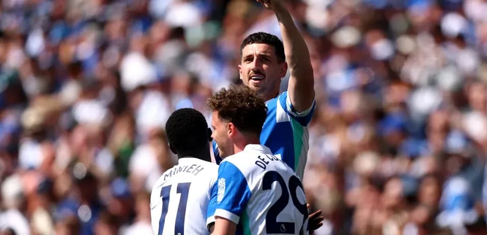 Celebración de jugadores de Brighton en el partido