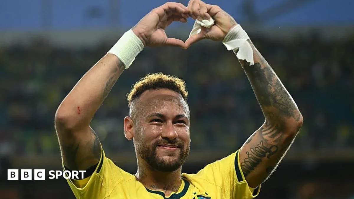 Neymar celebrando con un gesto de corazón