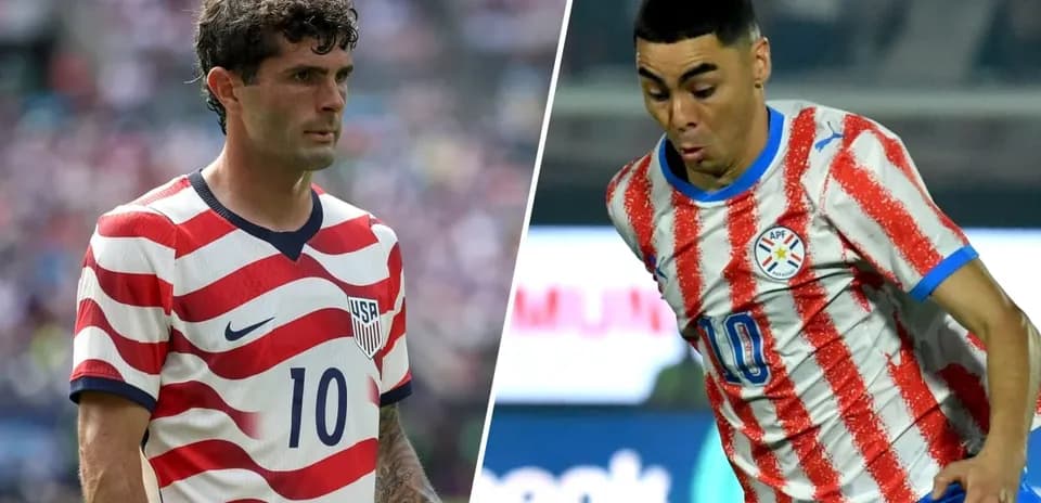Jugadores de Estados Unidos y Paraguay en acción