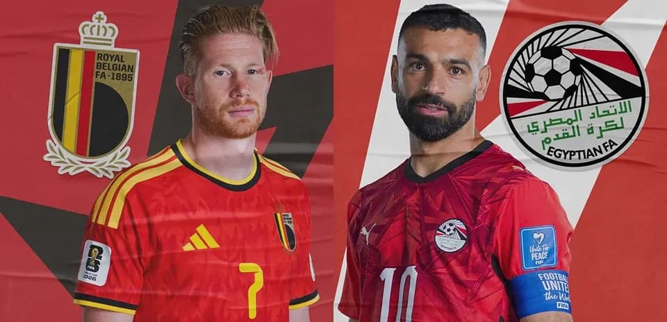 Jugadores de Bélgica y Egipto en la Copa Mundial