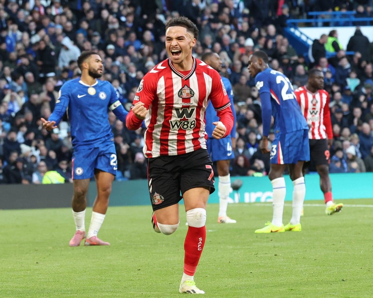 Jugador de Sunderland celebra un gol
