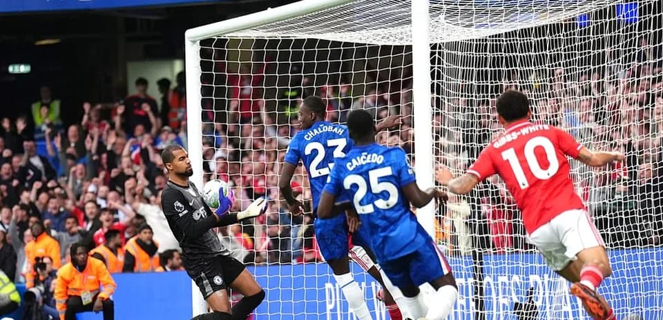 Gol de Nottingham Forest en Chelsea