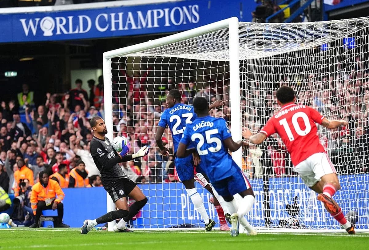 Gol de Nottingham Forest en Chelsea