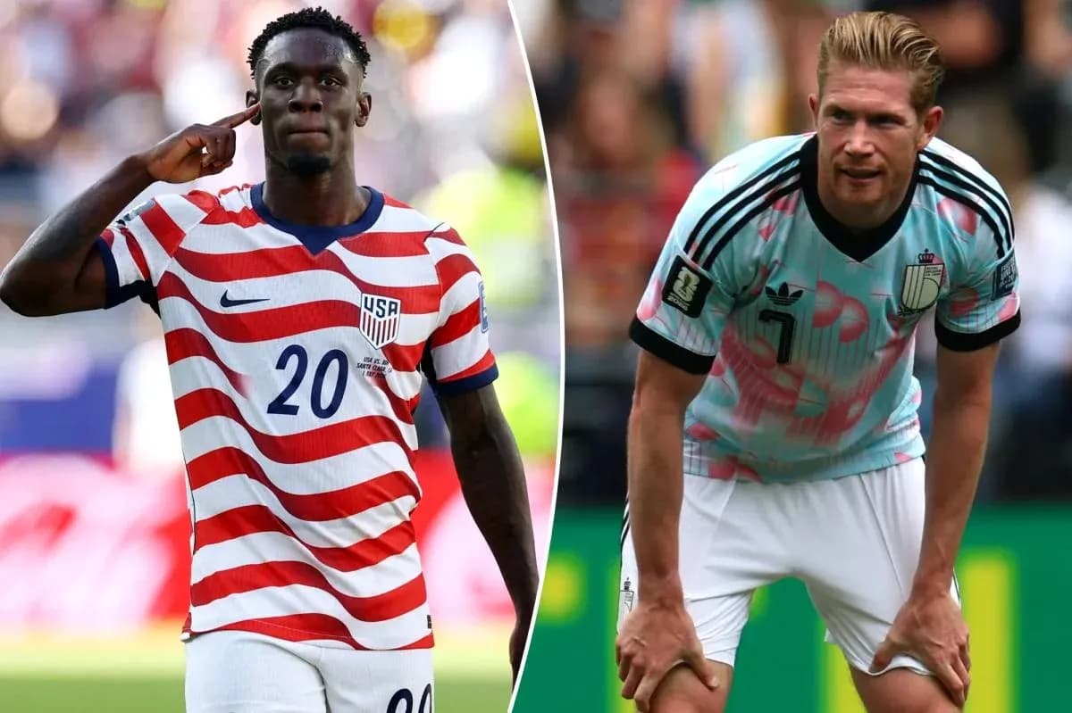 Jugadores de Estados Unidos y Bélgica en el partido