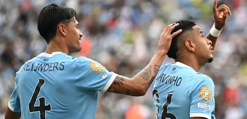 Jugadores de Club Deportivo Gremio celebrando un gol