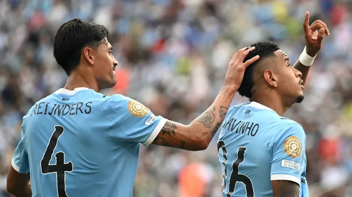 Jugadores de Club Deportivo Gremio celebrando un gol