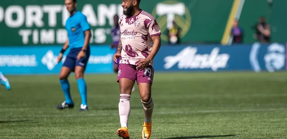Jugador de Portland Timbers II en acción