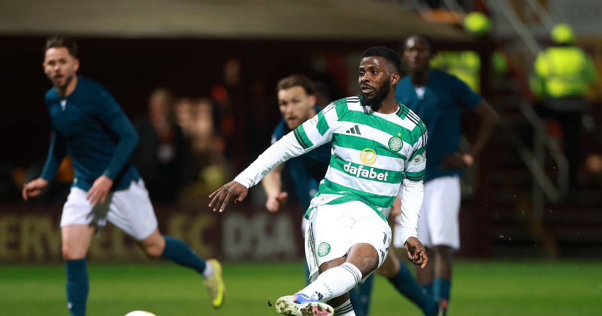 Jugador de Celtic en acción durante un partido