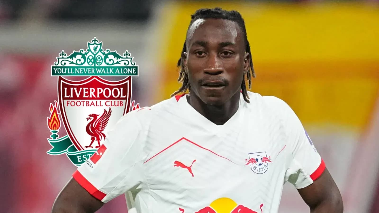 Jugador de RB Leipzig con logo de Liverpool Jugador de RB Leipzig con logo de Liverpool