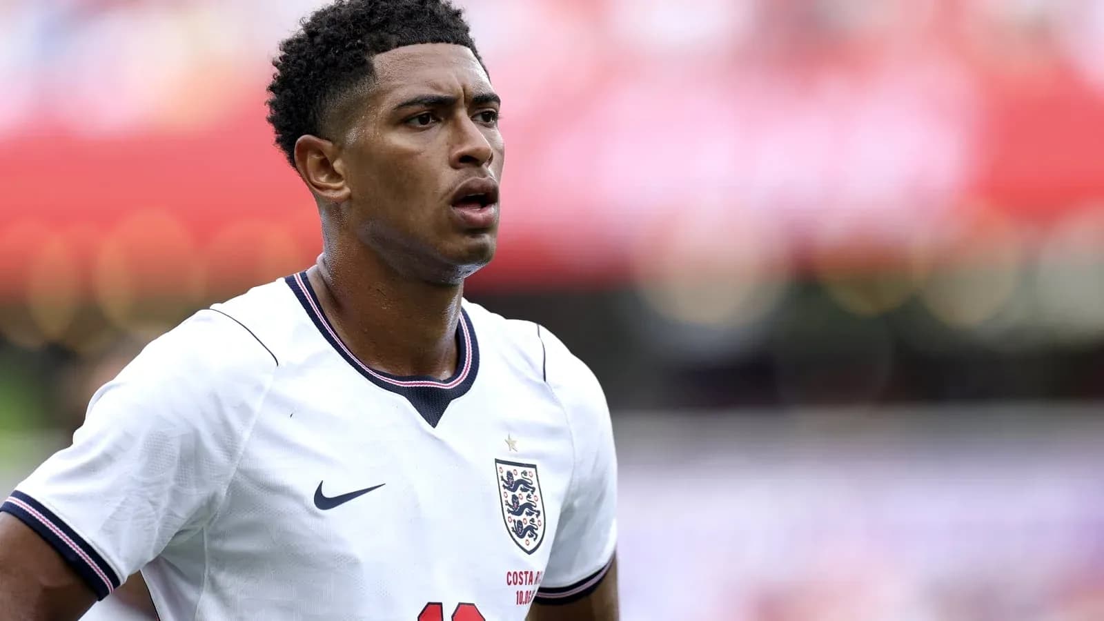 Jugador de Inglaterra en acción durante el partido Jugador de Inglaterra en acción durante el partido
